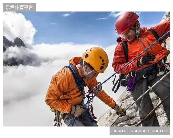 聚焦青少年安全：深圳岩时攀岩（RockTime）如何利用地脚锚栓破坏力试验，优化其青少年培训区的墙体安全冗余